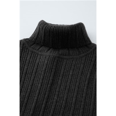 POCAS UNIDADES JERSEY CUELLO VUELTO CANALÉ