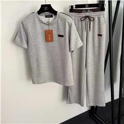 Женский костюм   Lor*o Pian*a