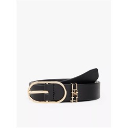 Oval Buckle Leather Belt