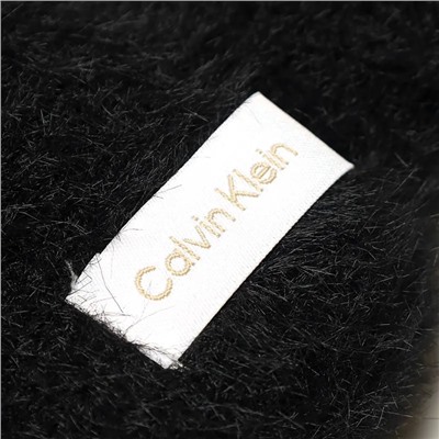 Шапка с помпоном Calvi*n Klei*n