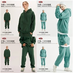 Красивый, теплый, мягкий спортивный костюм
