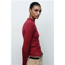 TURTLENECK T-SHIRT