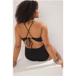 Siyah Kalp Aksesuar Detaylı Askılı Büyük Beden Bikini Üstü TBBSS25CT00008
