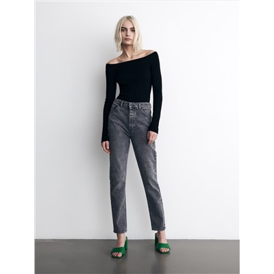Jeans im Mom-Fit mit Elastanmischung
