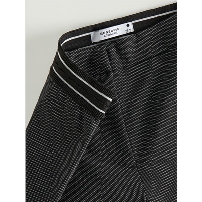 Schlichte Chinohose