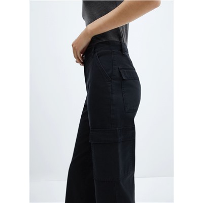 Jeans cargo bolsillos
