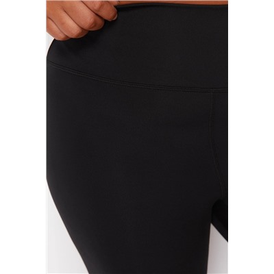 Siyah Fırçalı Soft Kumaş İspanyol Paça Yoga Örme Spor Tayt TBBSS24AY00004