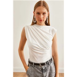 Olalook, Kadın Beyaz Drape Detaylı Dökümlü Bluz BLZ-19002683
