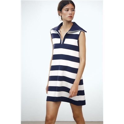 SHORT KNIT STRIPED DRESS