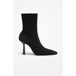 High-heel sock ankle boots