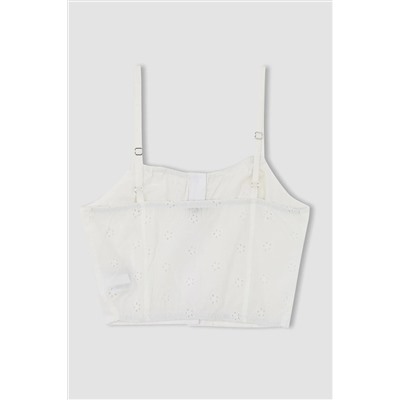 Defacto Fitted Kalp Yaka Askılı Brode Crop Bluz Y0883AZ22HS