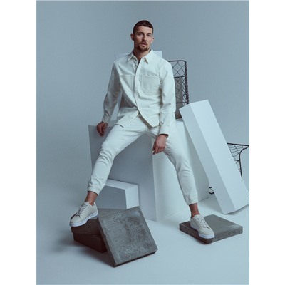 Jogger mit Kordel