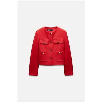 SHORT BLAZER WITH GOLDEN BUTTON DETAIL