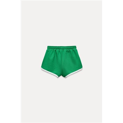 VARSITY SHORTS WITH SLOGAN