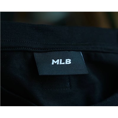 Футболка с симпатичным принтом ML*B