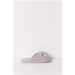 Zapatillas cerradas chenilla gris