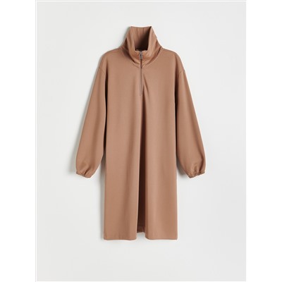 PREMIUM Kleid mit hohem Stehkragen
