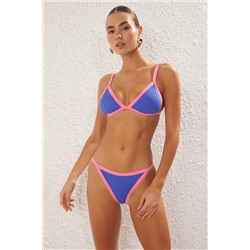 TRENDYOLMİLLA Mavi Üçgen Renk Bloklu Regular Pretty Bikini Takımı TBESS25BT00065