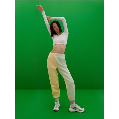 Bluse mit gesprenkelter Textur