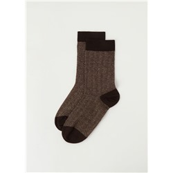 Kurze Herrensocken mit Fischgrätenmuster