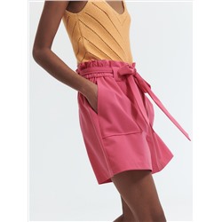 Shorts mit hoher Taille
