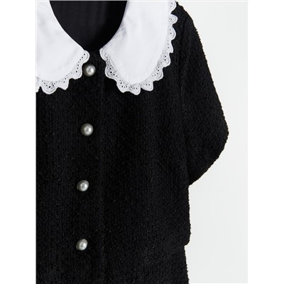 Kleid aus Strukturstoff