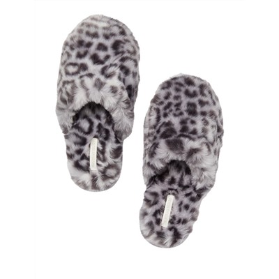 VICTORIA'S SECRET Closed Toe Faux Fur Slipper