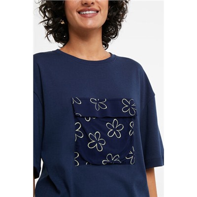Camiseta bolsillo flores