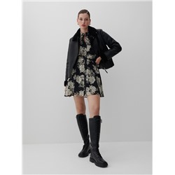 Gemustertes kleid