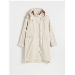 Parkajacke mit Kapuze