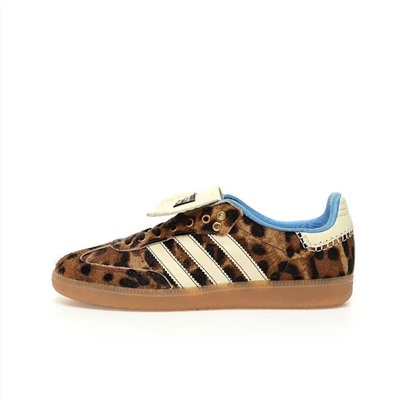 Кроссовки Adida*s