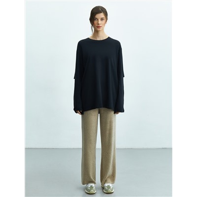 Лонгслив oversize с разрезами на локтях