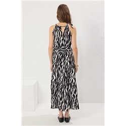 Siyah Halter Yaka Animal Desenli Midi Dokuma Büyük Beden Elbise TBBSS25AH00019