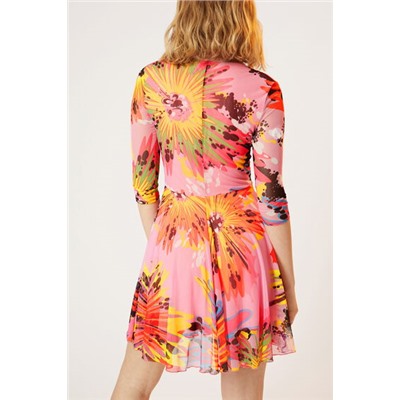 Vestido corto manga 3/4