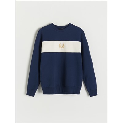 Sweatshirt mit Stickerei