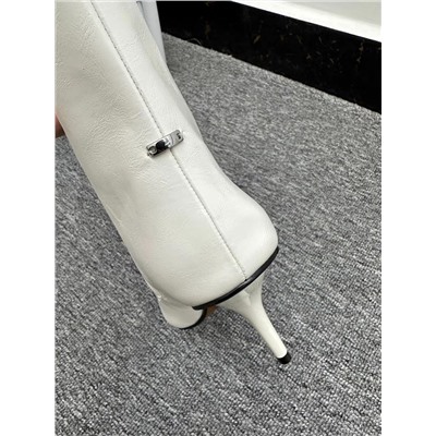 Женские сапоги, экспорт  RiverIslan*d