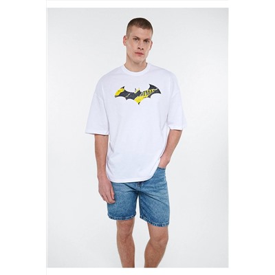 Mavi Batman Baskılı Beyaz Tişört Oversize / Geniş Kesim 0611365-620