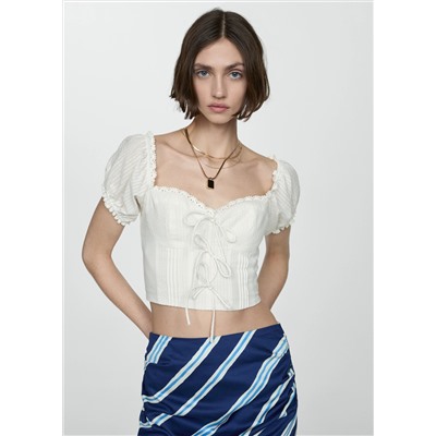 Blusa crop detalle lazos