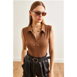 Olalook Kadın Acı Kahve Polo Yaka Düğmeli Altı Çıtçıtlı Bodysuit BDY-00000049
