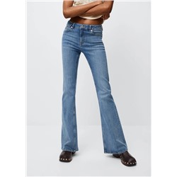 Jeans flare tiro medio -  Mujer | MANGO OUTLET España