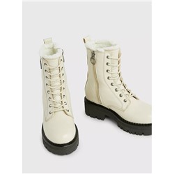 TOMMY JEANS TJ FLAG LOGO FLEECE-LINED LEATHER BOOT