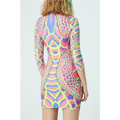Vestido slim corto manga 3/4