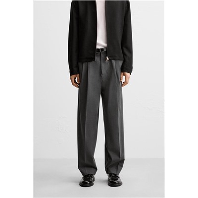 PANTALÓN WIDE FIT PLIEGUES
