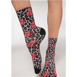 Kurze Sportsocken im Rockband-Stil