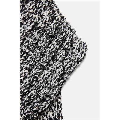 ASYMMETRIC KNIT TOP
