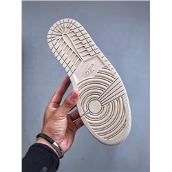 Кроссовки Air Jorda*n 1 Low AJ1