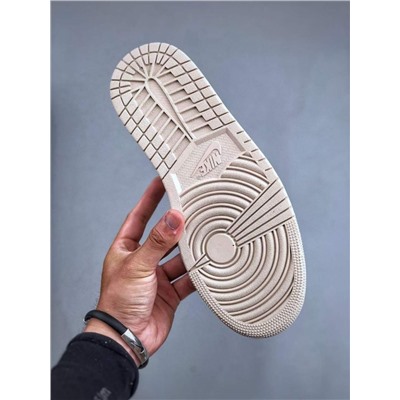 Кроссовки Air Jorda*n 1 Low AJ1