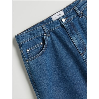 Jeans im Loose-Fit mit tiefem Schritt