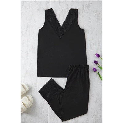 Trendyol Curve Siyah V Yaka Dantelli Örme Pijama Takımı TBBSS25AI00111