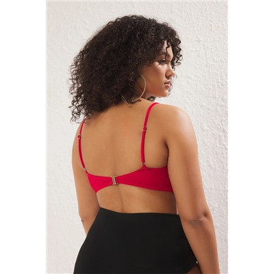 Kırmızı Straplez Premium Aksesuarlı Mix&Match Bikini Üstü TBBSS25CT00003